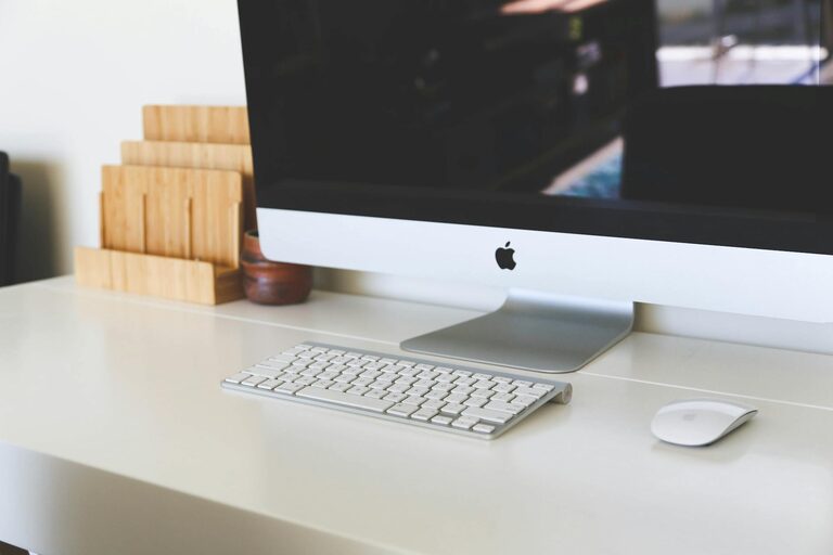 Effective Tips for Organizing a Clutter-Free Home Office Space